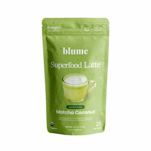 Green Blume Superfood Latte powder pouch featuring matcha coconut flavor, zero sugar, jitter-free caffeine label, and 25 serv