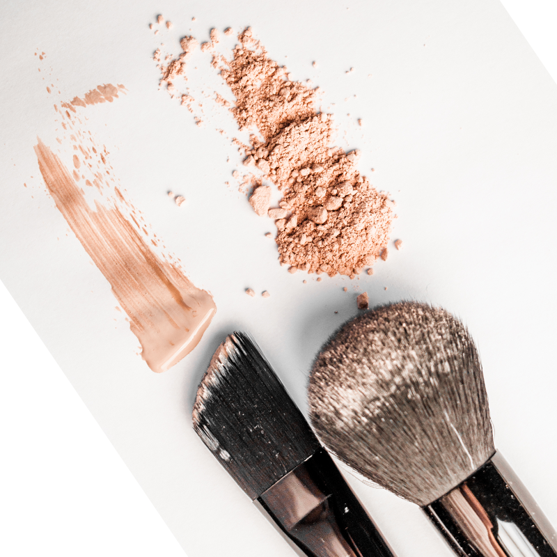 Makeup with makeup brushes