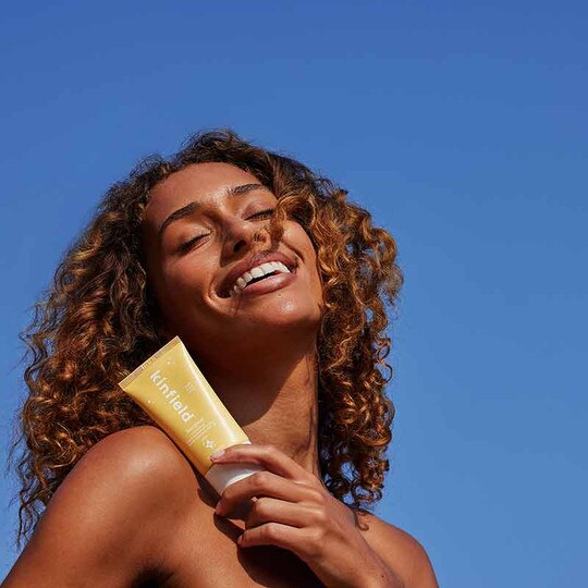 Sunglow Luminizing Facial Sunscreen SPF 35, 2 Oz, KFD